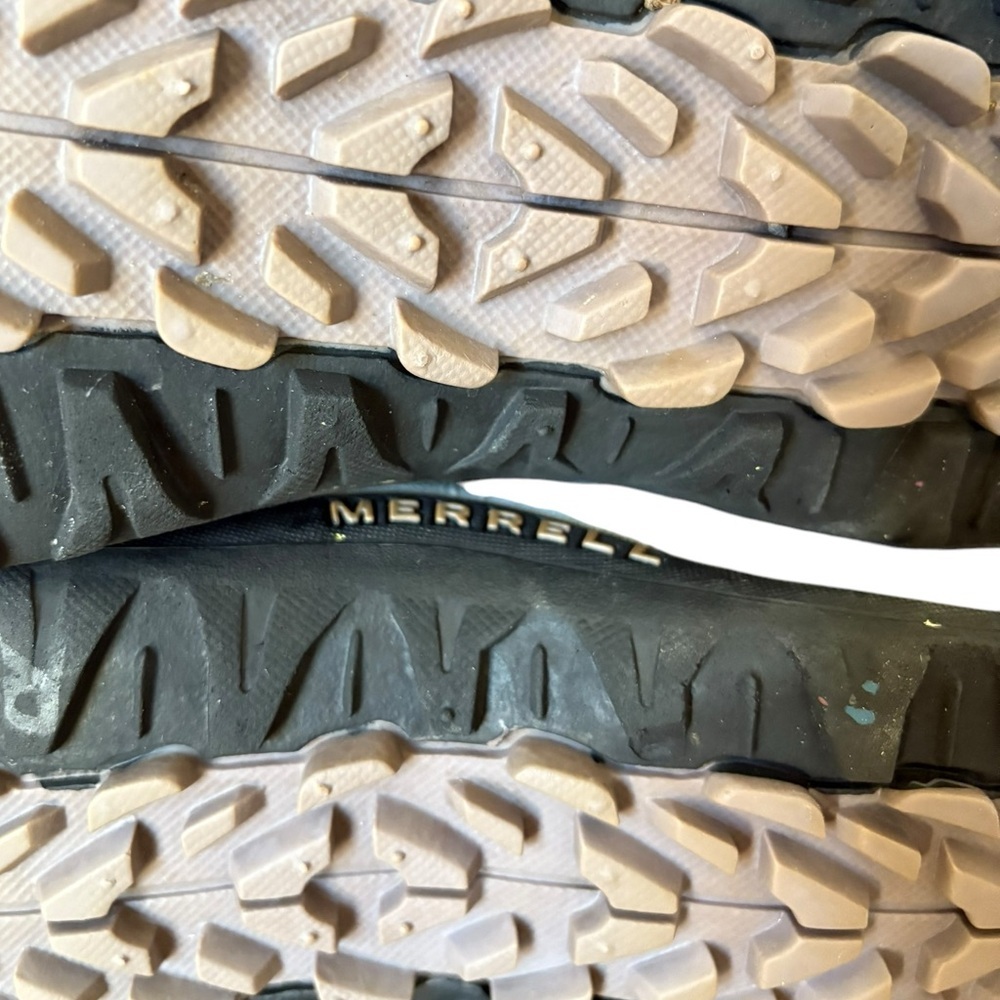 SOLD⭐️ 
Merrell Waterproof Castle Rock Hiking Boots size 9.5 Hyacinth outdoor - Picture 9 of 15